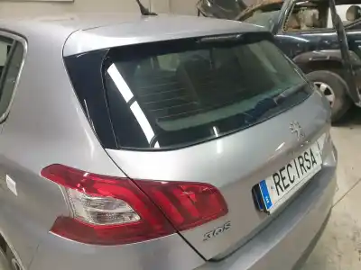 Veículo de Sucata peugeot 308 active do ano 2016 alimentado hnz