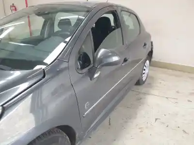 Sloopvoertuig peugeot 207 urban van het jaar 2012 aangedreven 8fp