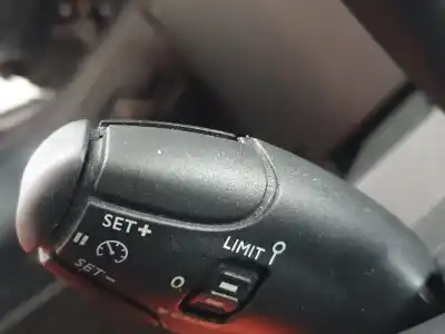 Sloopvoertuig peugeot 207 urban van het jaar 2012 aangedreven 8fp