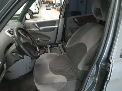 Véhicule à la ferraille citroen xsara picasso (n68) 1.6 hdi de l'année 2009 alimenté 9hx