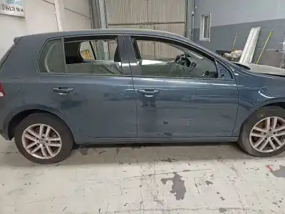 Veículo de Sucata volkswagen golf vi (5k1) advance do ano 2011 alimentado caxa