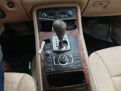 Véhicule à la ferraille audi                                               a8 (4e2)                                                                                                                                                                                                                                                   3.0 v6 24v tdi                                                                                                                                                                                                                                             de l'année 2007 alimenté asb
