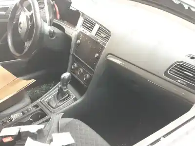 Scrapping Vehicle volkswagen golf vii (5g1, bq1, be1, be2) 1.6 tdi of the year 2019 powered ddya,dgte