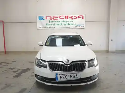 Утилизация автомобиля SKODA SUPERB II RANCHERA FAMILIAR (3T5)  года 2014 питание CFFB