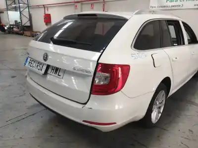 Vehicul casat skoda superb ii ranchera familiar (3t5) 2.0 tdi 16v 4x4 al anului 2014 alimentat cffb