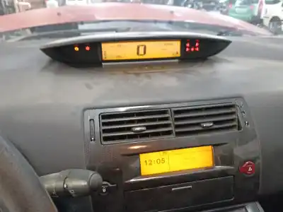 Scrapping Vehicle citroen c4 coupé (la_) 1.4 16v of the year 2006 powered kfu (et3j4)