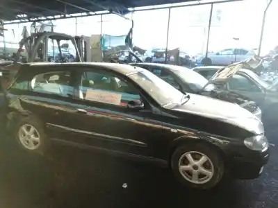 Veicolo di demolizione nissan almera (n16/e) acenta dell'anno 2002 alimentato yd22