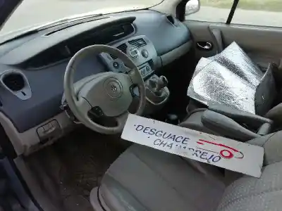 Veicolo di demolizione renault scenic ii authentique dell'anno 2005 alimentato k9k p7