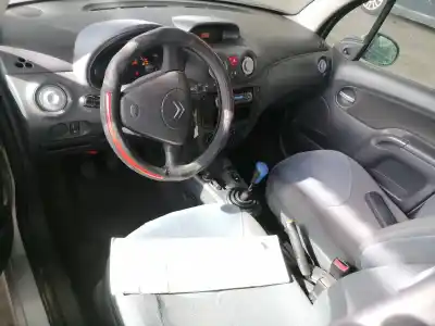 Здавання транспортного засобу citroen c3 1.1 furio року 2003 потужний hfx