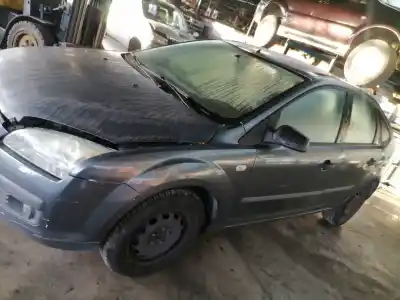 Veículo de Sucata ford focus berlina (cap) ambiente (d) do ano 2005 alimentado g8da