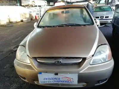 Veículo de Sucata KIA RIO LS Berlina do ano 2003 alimentado A3D