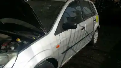 Veículo de Sucata ford fiesta (cbk) ambiente do ano 2003 alimentado fxjb