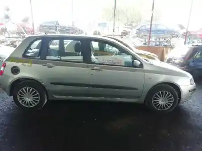 Veicolo di demolizione fiat stilo (192) 1.4 16v feel (04.2006->) dell'anno 2003 alimentato 182b6000