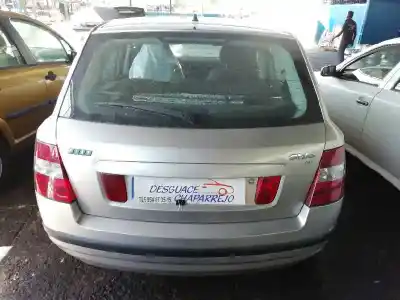 Veicolo di demolizione fiat stilo (192) 1.4 16v feel (04.2006->) dell'anno 2003 alimentato 182b6000