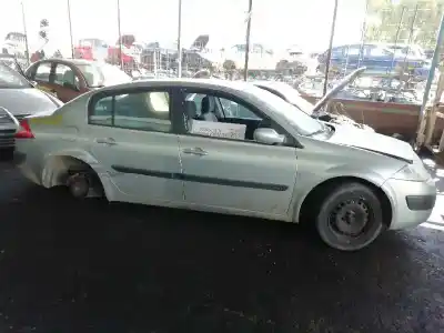 Veículo de Sucata renault megane ii berlina 5p confort dynamique do ano 2005 alimentado k9k f7