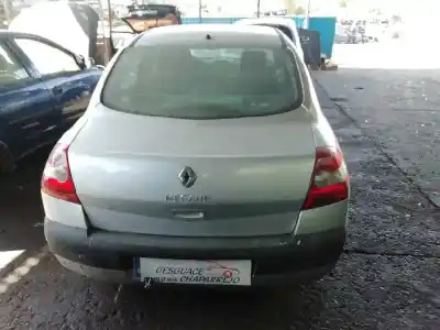 Veículo de Sucata renault megane ii berlina 5p confort dynamique do ano 2005 alimentado k9k f7