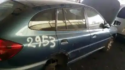 Véhicule à la ferraille kia rio ls berlina de l'année 2002 alimenté a3e