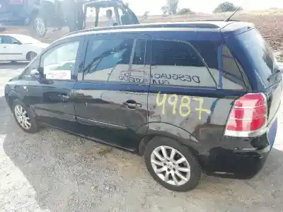 Veicolo di demolizione OPEL ZAFIRA B Cosmo dell'anno 2008 alimentato Z19DT