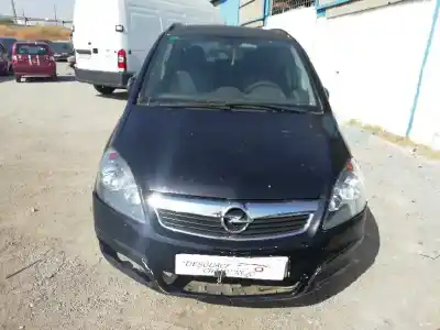 Veicolo di demolizione opel zafira b cosmo dell'anno 2008 alimentato z19dt