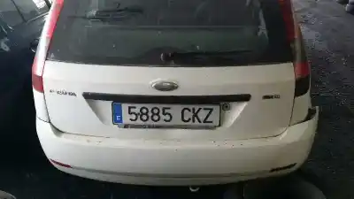 Veículo de Sucata FORD FIESTA (CBK) Ambiente do ano 2003 alimentado F6JA