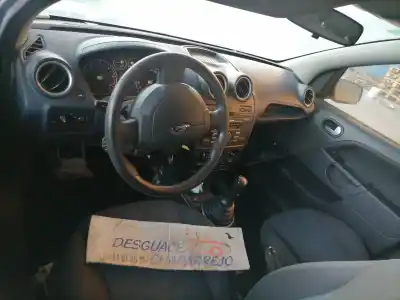 Vehicul casat ford fiesta (cbk) ambiente al anului 2006 alimentat f6jb