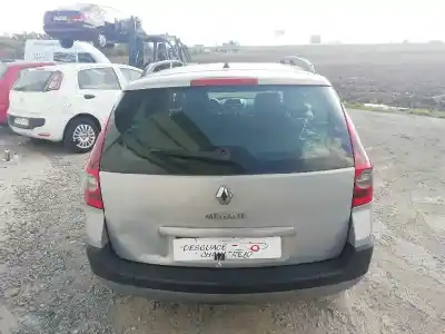 Sloopvoertuig renault megane ii berlina 5p confort dynamique van het jaar 2005 aangedreven k9kf7