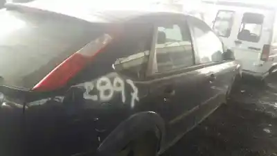 Veículo de Sucata ford focus berlina (cap) ambiente (d) do ano 2005 alimentado hwda