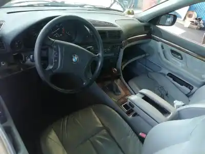 Veicolo di demolizione bmw serie 7 (e38) 735i dell'anno 1997 alimentato 358s1