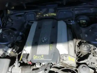 Veicolo di demolizione bmw serie 7 (e38) 735i dell'anno 1997 alimentato 358s1