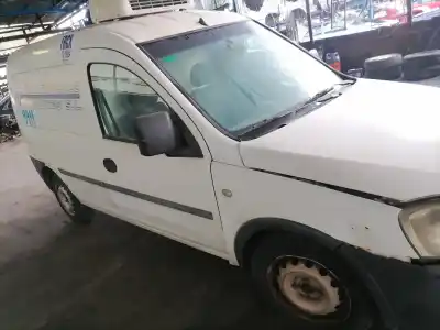 Veículo de Sucata opel combo familiar do ano 2003 alimentado y17dt