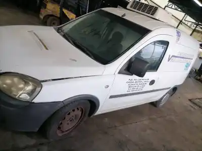 Veículo de Sucata opel combo familiar do ano 2003 alimentado y17dt