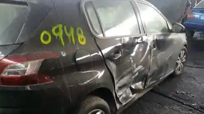 Veículo de Sucata PEUGEOT 308 Active do ano 2015 alimentado HN01