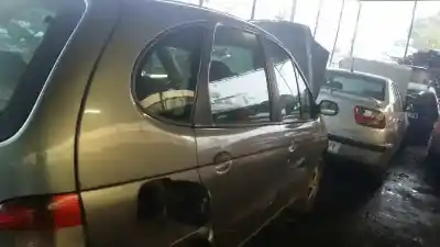 Scrapping Vehicle renault scenic (ja..) 1.9 dci authentique of the year 2001 powered f9q k7