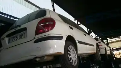 Sloopvoertuig nissan almera (n16/e) acenta van het jaar 2001 aangedreven yd22