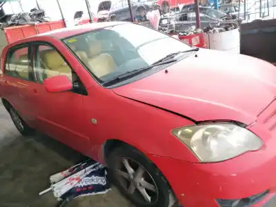 Sloopvoertuig toyota corolla (e12) 2.0 d-4d linea luna berlina van het jaar 2005 aangedreven 1cdftv