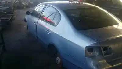 Veículo de Sucata volkswagen passat berlina (3c2) advance do ano 2010 alimentado sin ficha