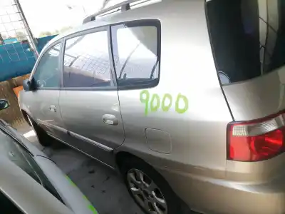 Sloopvoertuig kia carens 2.0 turbodiesel cat van het jaar 2004 aangedreven d4ea