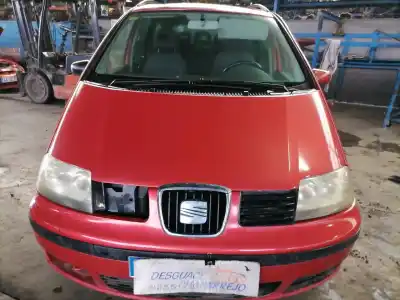 Здавання транспортного засобу SEAT ALHAMBRA (7V9) Reference року 2003 потужний AUY
