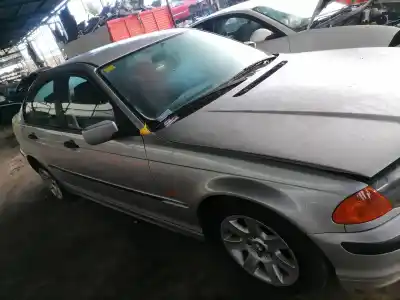 Sloopvoertuig bmw serie 3 berlina (e46) 320d van het jaar 2000 aangedreven 204d1