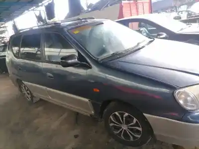 Veicolo di demolizione kia carens 1.8 16v ex monovolumen dell'anno 2001 alimentato tb