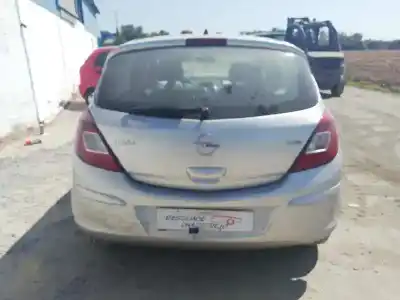 Veículo de Sucata opel corsa d ´´111 years´´ do ano 2007 alimentado sin ficha