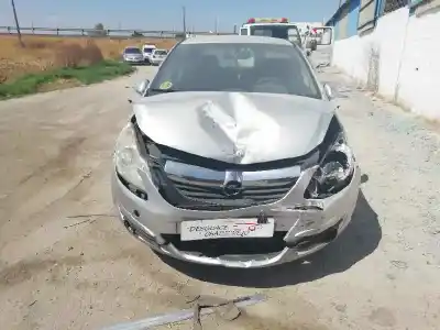 Veículo de Sucata opel corsa d ´´111 years´´ do ano 2007 alimentado sin ficha