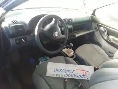 Здавання транспортного засобу seat leon (1m1) signo року 2000 потужний akl