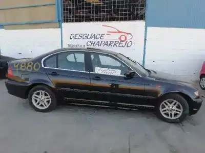 Veicolo di demolizione bmw serie 3 berlina (e46) 320d dell'anno 2002 alimentato 204d4