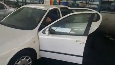 Veículo de Sucata seat toledo (1m2) select do ano 2002 alimentado alh