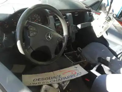 Hurda Aracı mercedes-benz clase e (w210) berlina diesel 220 cdi (210.006) yılın 2000 güçlü om611961