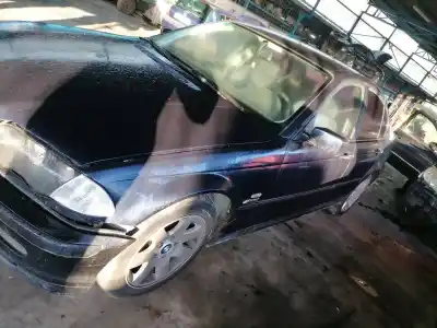 Vehicul casat bmw serie 3 berlina (e46) 320d al anului 1999 alimentat 204d1