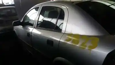 Véhicule à la ferraille opel astra g berlina comfort de l'année 2001 alimenté z16xe