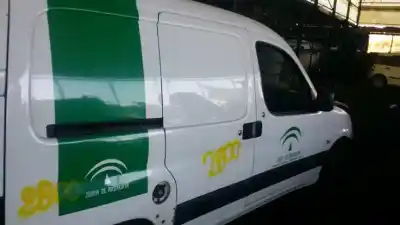 Veículo de Sucata citroen berlingo 1.9 d x familiar do ano 2001 alimentado wjy