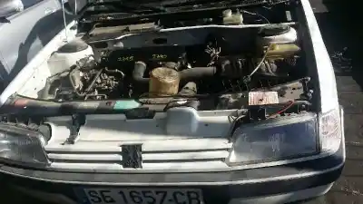 Veículo de Sucata PEUGEOT 405 BERLINA Clim do ano 1993 alimentado D9B